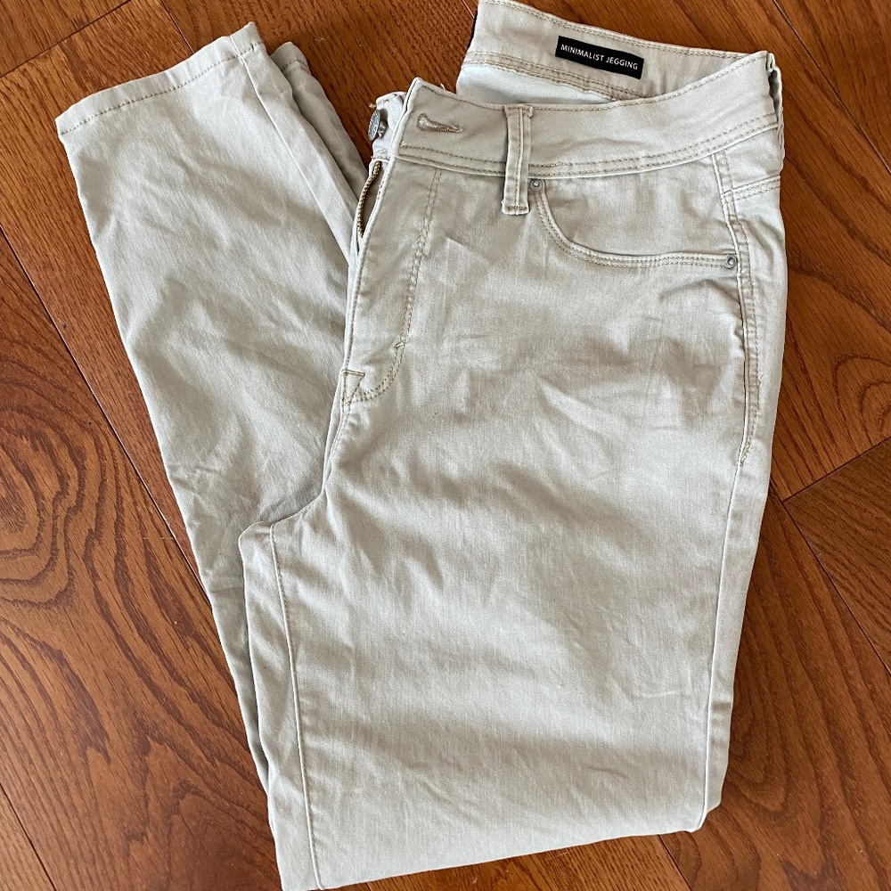 Curve Appeal minimalistic jeggings